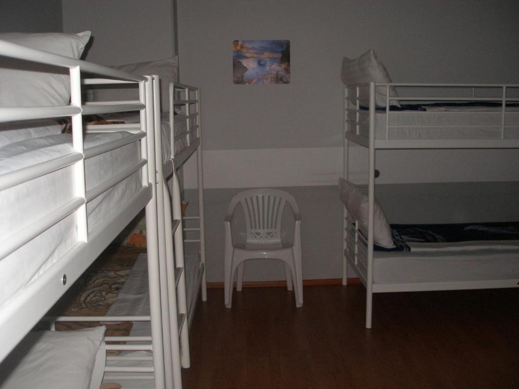 Kretan Hostel Букурещ Стая снимка